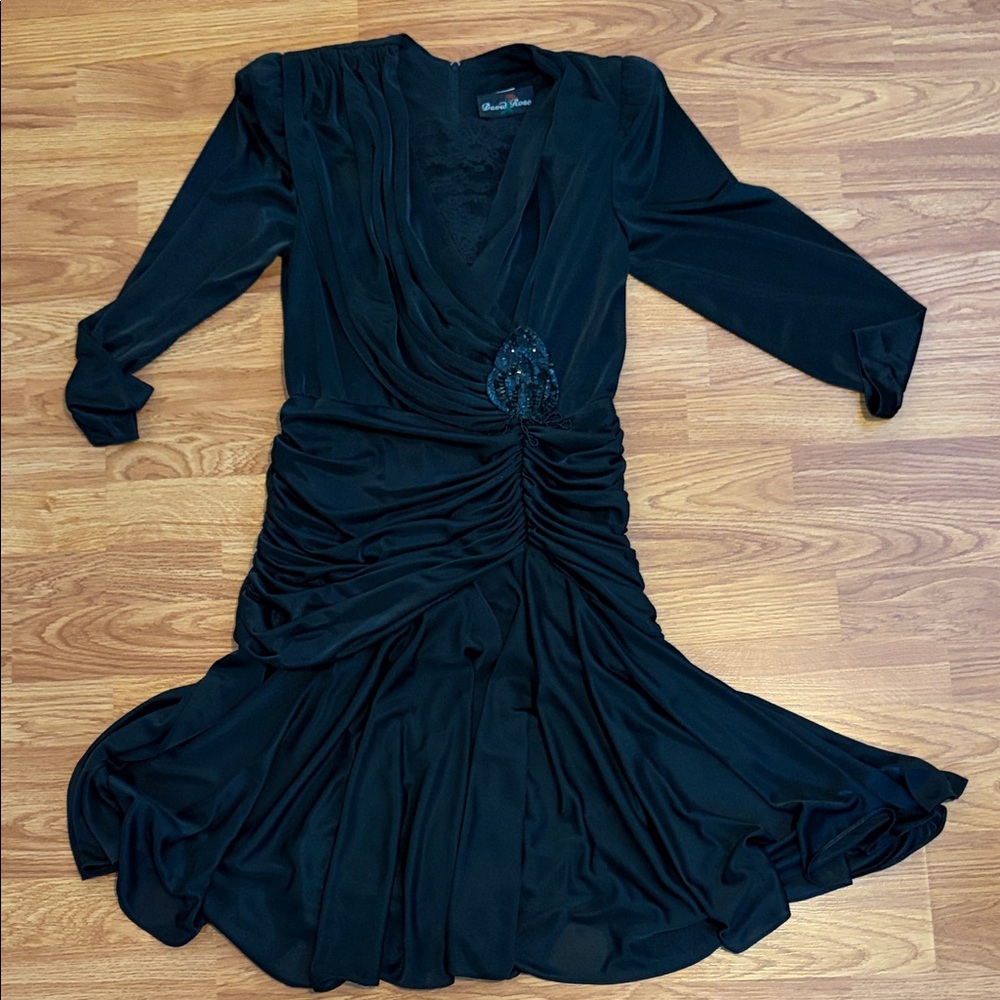 Vintage Black Swan Long Sleeve Dress